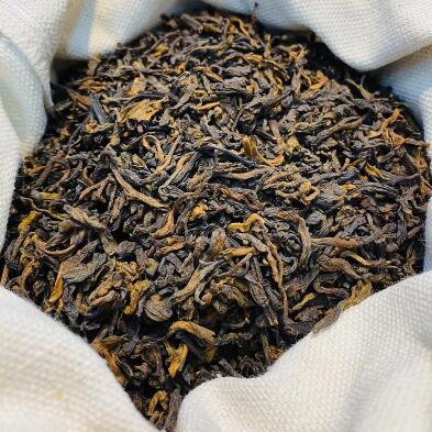 云南古树滇红茶价格多少钱一斤？